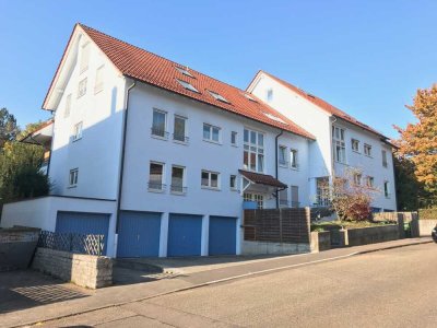 Helle 3-Zimmer-Wohnung mit Terrasse und Stellplatz in ruhiger Lage in Remseck