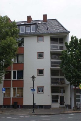 2-Zi EBK Duschbad 46 qm in Mitte Bahnhofsnähe (KEINE NORDSTADT) Hochparterre € 395,- KM ab 1.3.