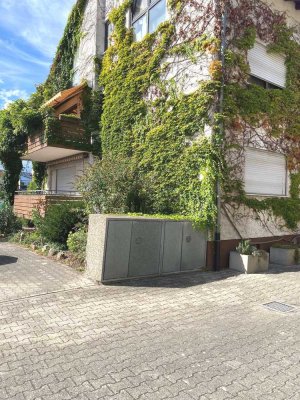 Brühl attraktive 3 Zimmer Wohnung mit sonnigen Balkon