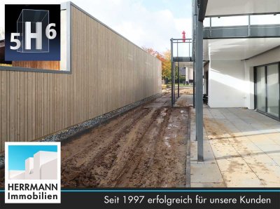 5H6 - Große 4-Zimmer-Terrassenwohnung mit Carportstellplatz direkt im Zentrum