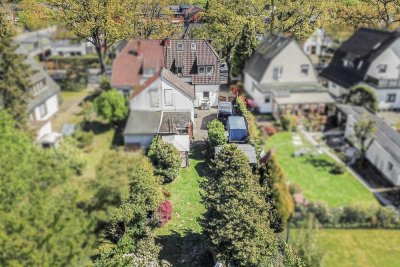 Bremen-Osterholz: Großzügige Doppelhaushälfte mit weitläufigem Grundstück und viel Potenzial