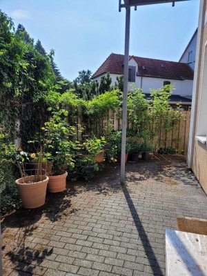 Freundliche 4-Zimmer-Terrassenwohnung mit gehobener Innenausstattung und EBK – Bückeburg