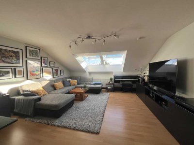 2 Zimmer-Dachgeschoß-Wohnung, Karlsruhe