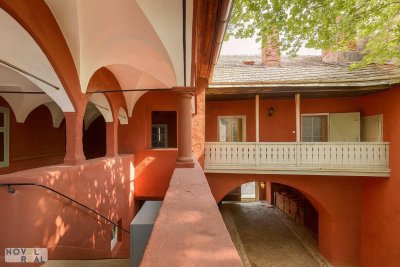 Historisches Renaissance-Anwesen mit exklusivem Ausbaupotenzial!