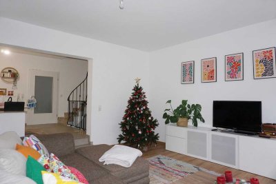 PLATZ FÜR DIE GANZE FAMILIE - TOLLE DOPPELHAUSHÄLFTE IN KLEINWALLSTADT!!!