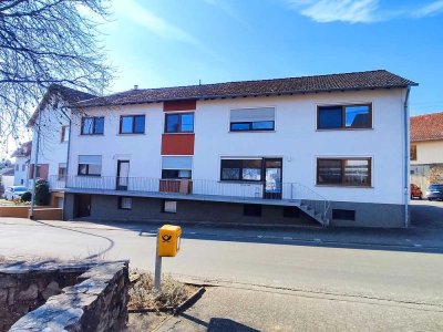 In herrlicher umgebener Natur! Selbst Wohnen+Kapitalanlage, MFH mit 4 Wohneinheiten,  Garagen