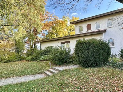 Unternehmeranwesen (1-2 Familien) mit parkähnlichem Traumgrundstück... Bitte Beschreibung lesen!