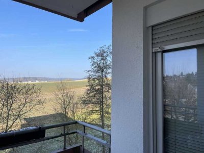 Helle 3 Zi Whg mit durchdachtem Grundriss und Garage in Backnang