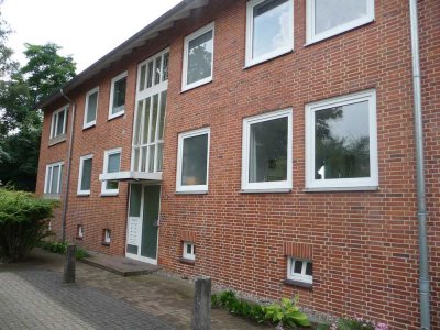 Helle, gemütliche DG-Whg., 2 Zi. , 42 qm, Einbauküche, Rotes Feld