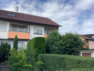 Reihenendhaus mit sonnigem Garten und Garage in Markgröningen.