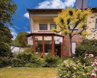 Gepflegte, großzügige DHH mit Garten: Viel Platz für die Familie! Teilmöbliert von privat