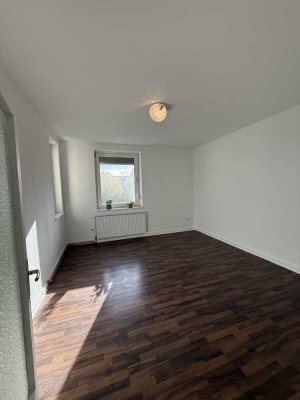 Modernisierte Wohnung mit zwei Zimmern in Essen