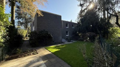 Geschmackvolle 4-Zimmer-Erdgeschosswohnung mit luxuriöser Innenausstattung in Köln Weiden