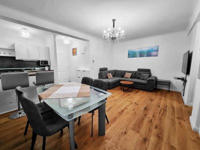 Renovierte, voll möblierte Wohnung - keine Provision, keine Ablöse