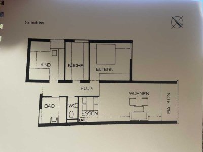 Moderne 3-Zimmer Wohnung mit Balkon, neuer Einbauküche, TG-Stellplatz