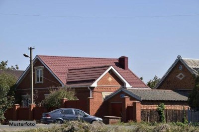 Ruhig wohnen im Grünen – Einfamilienhaus mit Carport