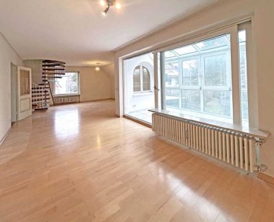 Wunderschöne 4,5-Zimmer 2-Etagen Maisonette Wohnung in München (20 Min zum Marienplatz)