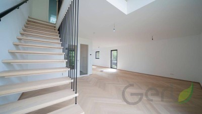 Ästhetischer Neubau - großzügige Maisonette mit Aussicht ins Grüne - Salzburg/Viehausen