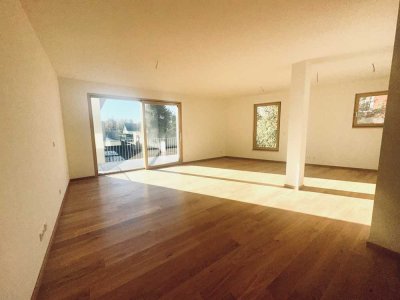 ERSTBEZUG - ANSPRUCHSVOLLES WOHNEN AM SEE MIT EBK, TIEFGARAGE, DESIGNBÄDER!