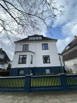 Villenviertel 2 Zi, Küche, Bad, Dielenboden, 35m²