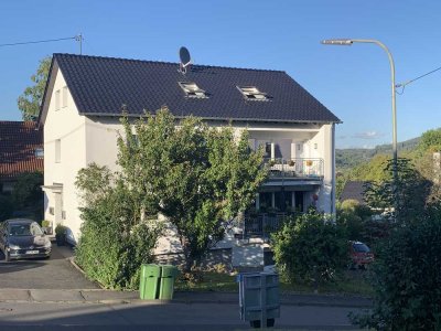 Kernsaniertes Objekt 3 Zi.  Whg OG ruhig, zentrale Lage