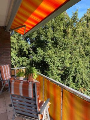 Vollständig möblierte 4-Zimmer-Wohnung mit großem Balkon