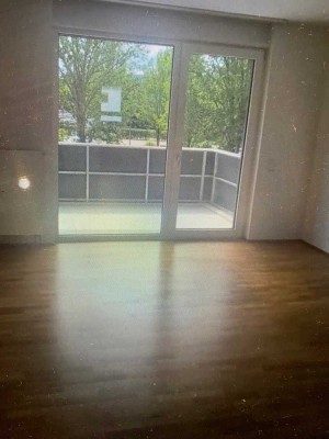 Geschmackvolle 2-Zimmer-Wohnung mit Einbauküche in Bad König