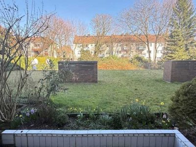 Provisionsfrei! Attraktive 2-Zimmer-Wohnung mit Garten, Balkonterrasse und Tiefgarage in Düsseldorf