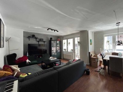 Schöne 3-Zimmer Stadtwohnung mit Terrasse, Garten und Balkon *WG geeignet*