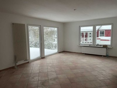 Saniertes 6-+2 Zimmer Haus,mit 2 Garagen in Burgdorf, Garten,gr. Terrassen.