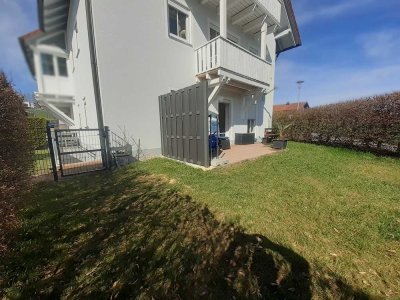 *Provisionsfrei* 2 Zimmer Wohnung mit Terrasse und Einzelgarage