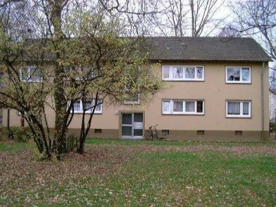 Preisgünstige, ansprechende 3-Zimmer-Wohnung mit Ausblick