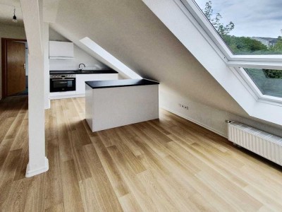 *Gemütliches Wohnen im DG *ab Dezember besichtigen*