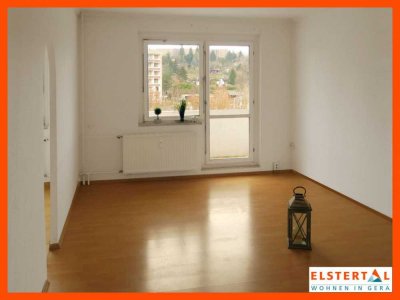 Helle, gut geschnittene 2-Raum-Wohnung für Sportliche mit Balkon und Wannenbad!