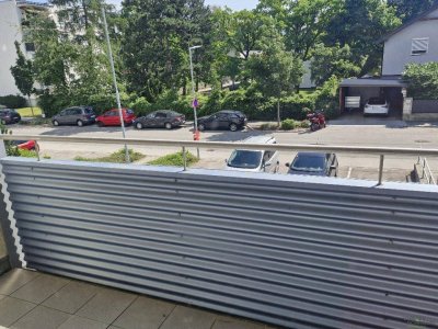 freundliche 3 Zimmer zentral gelegen ( Genossenschaft )