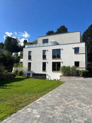 Helle und Schicke Wohnung mit toller Terrasse