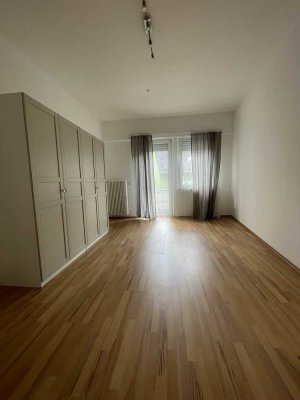 Geräumige Stadtwohnung mit Balkon in zentraler Lage Kaiserslautern