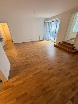 Neuwertige 2-Zimmer-Wohnung mit großer Dachterrasse für Penthouse Feeling - Top Lage