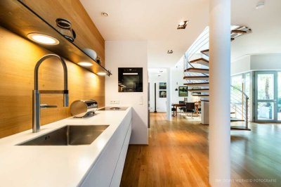 PURE- Extravagante Maisonette mit Loftfeeling als Haus im Haus im Herzen von Kölner Innenstadt