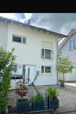 DHH in Ebersberg – Ideal für Familien mit Kindern und Mehrgenerationenhaushalte
