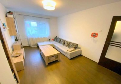 Freundliche und gepflegte 2-Raum-Wohnung mit Einbauküche in Ilmenau