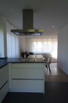 Lichtdurchflutete Maisonette-Wohnung in Stuttgart-Luginsland
