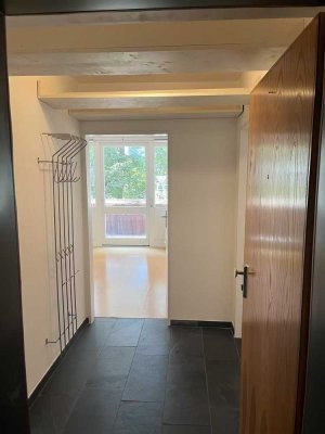 (Provisionsfrei) Helles 2-Zimmer-Apartment mit zwei Südbalkonen in Landshut-West