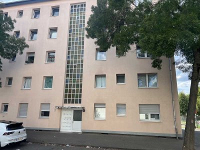 Modernisierte 2-Zimmer-Wohnung in Hanau