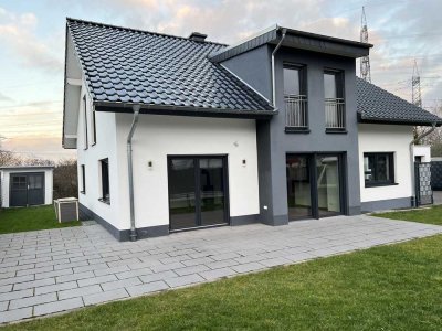 Geräumiges, modernes, freistehendes 6 Zimmer Einfamilienhaus in Meckenheim
