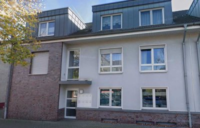 großzügige 3,5 Raum Wohnung mit Balkon