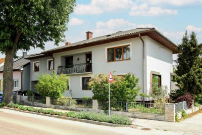 Familienparadies in Stockerau: großzügiges Haus mit Pool, traumhaftem Garten &amp; Top Raumaufteilung