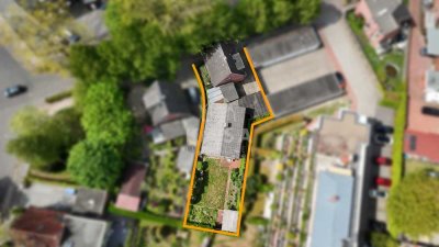 RESERVIERT! Viel Platz für die Familie: Zwei Wohneinheiten, ein Zuhause mit Garten mitten in Leer!