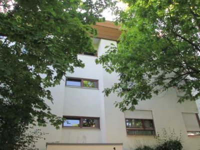 ***Erholen Sie sich auf dem sonnigen Balkon***Lichtdurchflutetes Apartment***Modern renoviert***