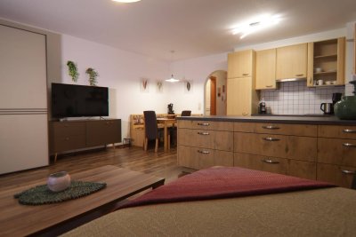 Gemütliche Garconniere mit Balkon – Fußläufig nur 15 Minuten vom Zentrum in Mayrhofen entfernt!